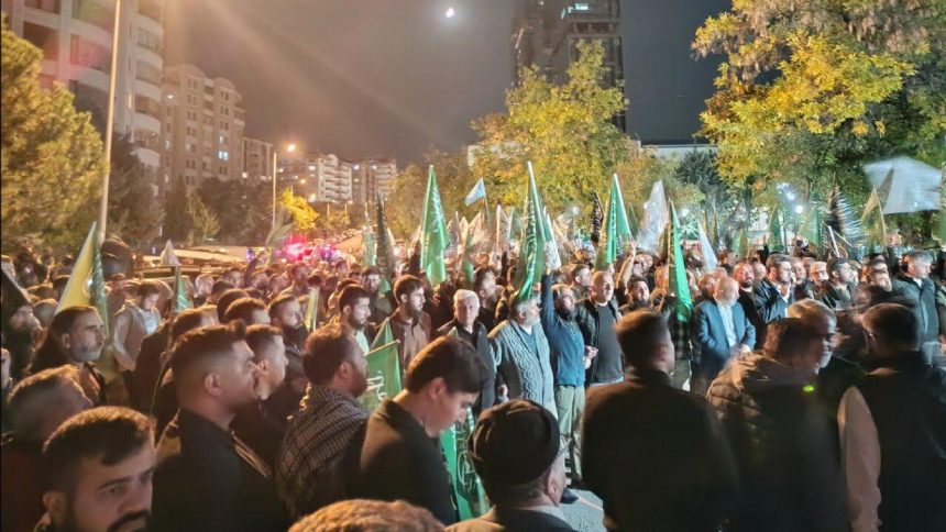 Sumud Filosu'na destek!.. İstanbul ve Ankara'da ABD-İsrail'i protesto eylemleri başladı! 71 sumud filosuna destek istanbul ve ankarada abd israili protesto eylemleri basladi AeytNzYu
