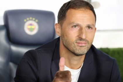 tedesco ben her vakit oyuncularin yaninda olacagim msrAhSdM