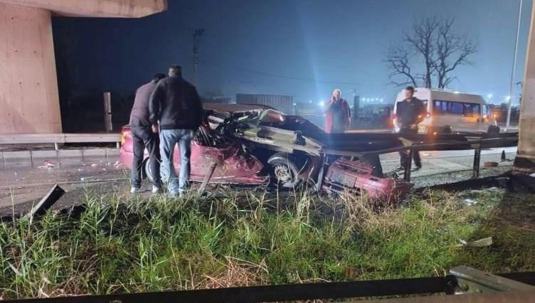 Tekirdağ'da feci kaza: İki kişi hayatını yitirdi 71 tekirdagda feci kaza iki kisi hayatini yitirdi yJPQ6rH3