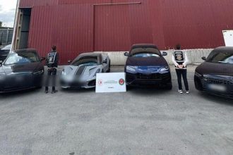 ticaret bakanligi 10 luks araca el koyuldu EwXjcdzj