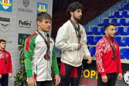 ulusal halterci elis avrupa gencler sampiyonu RJDEqDmt