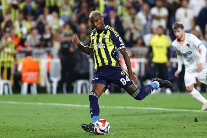 ustun ligin penalti raporu 8 haftada en cok fenerbahce atti PKWjLefH