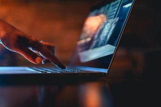 yapay zeka dayanakli dolandiricilik rekor duzeylerde uIy5tTyY