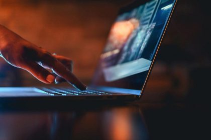 yapay zeka dayanakli dolandiricilik rekor duzeylerde uIy5tTyY