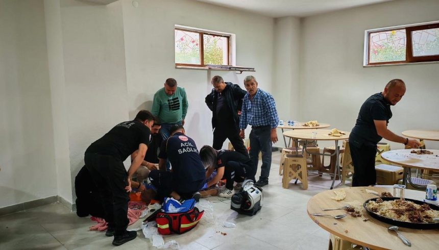 yedigi et nefes borusuna kacti 72 yasindaki adamin kalbi durdu CMxnEeOk