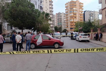 yolda kotulesen sofor hayatini kaybetti darp izleri tespit edildi judJ2dTb