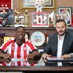 3 ay evvel imza atmisti bavulunu toplayip kulupten ayrildi hukuki surec baslatilacak SWFpmPXN