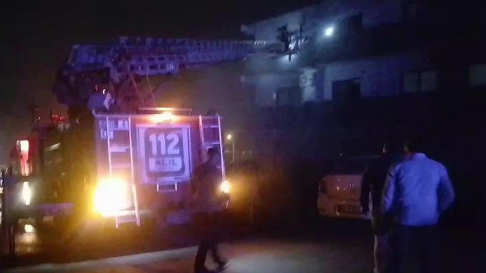 7 katli binada yangin faciasi 2 kisi hayatini kaybetti rQnFlqhq