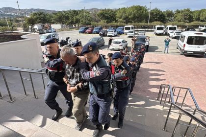 8i feto uyesi 9 kuskulu lastik botta yakalandi ItApw9r7