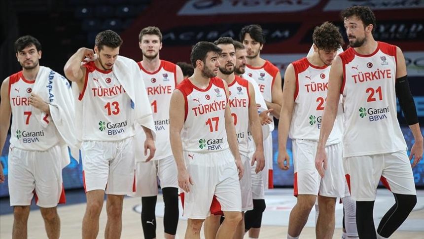 a ulusal erkek basketbol ekibi fibanin guc siralamasinda 2 sirada yer aldi OilBkHur