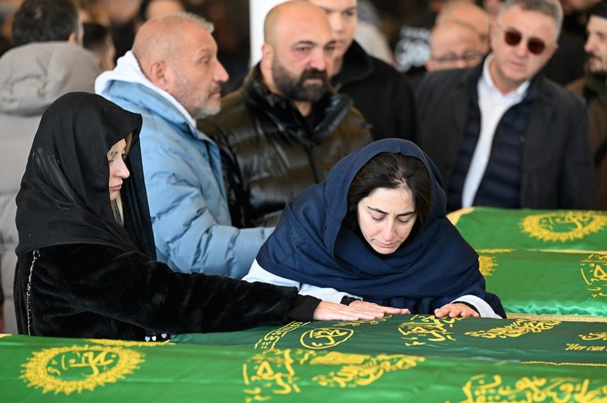 abdde oldurulen ali ihsan bayhan ankarada topraga verildi xgQ6AA11