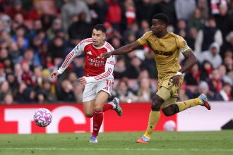 agir mac fiksturunden sikayetcilerdi arsenal ve crystal palacein maclarinin tarihleri degistirildi P2PSlS4S