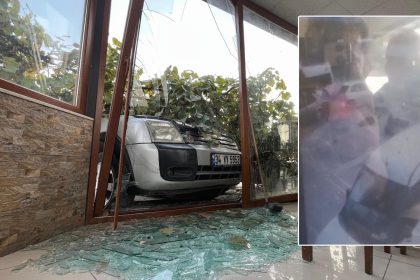 araba yayalarin ortasina daldi 1 meyyit 3 yarali nGMimTzH