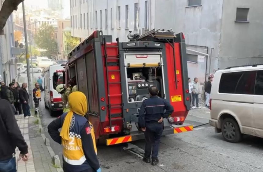 bagcilarda 7 katli binada yangin 4HWREkXm