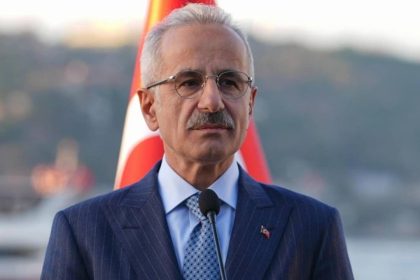 bakan uraloglu gurcistan altyapi bakani sokhadze ile gorustu I2cPQjla