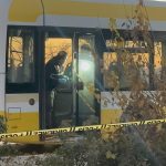 belediye otobusunde esinin gozu onunde bicaklandi LfnbzCm1