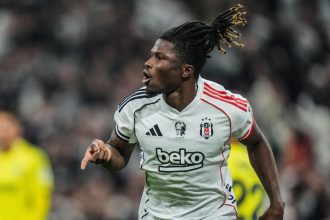 besiktasta el bilal toure birinci fenerbahce derbisinde gol atti Ylak2xgH