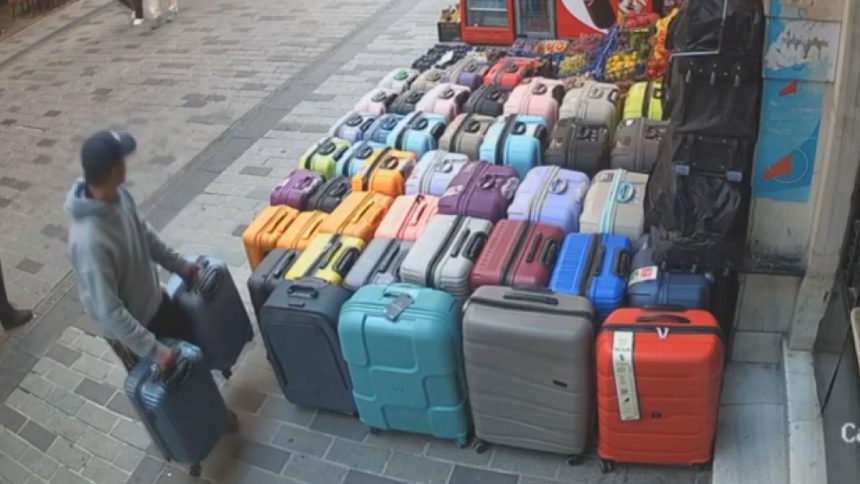 beyoglunda valiz ve telefon hirsizi tutuklandi rvtmXvtN