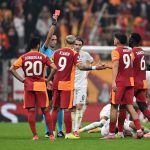 birinci macinda kirmizi kart gordu 36 dakikada atildi MdLKgrU6