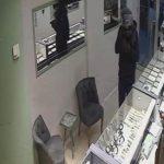 calisani baglayip 5 kilo altin calmisti diyarbakirda yakalandi d5ilbvaj