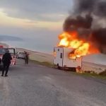 catalcada alevler ortasinda kalan karavan kule dondu YZ8WdlIZ