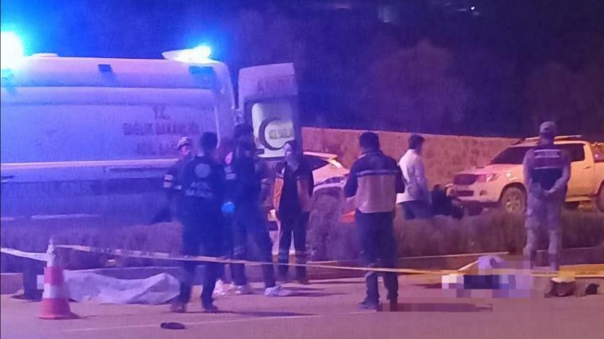 devrilen motosikletteki 2 cocuk hayatini kaybetti EMYllB9w