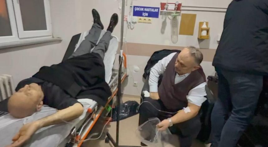 dugun yemeginden zehirlenme kuskusu yaklasik 100 kisi hastaneye kaldirildi FBSlze9V