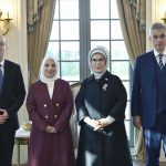 emine erdogan dso heyetiyle gorustu WYeIsbJ4