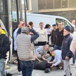 esinin kullandigi midibusun altinda kalan bayan hayatini kaybetti M7CqBiHZ