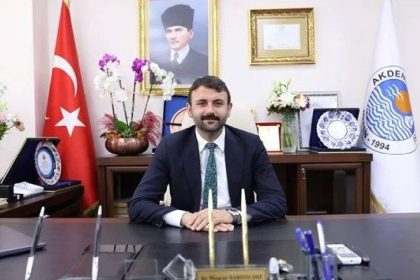 eski akdeniz belediye baskani sariyildiz tahliye edildi perkxcDt