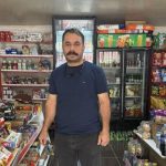 gizemli hayirsever veresiye defterini satin alip yakti qKLblJiB