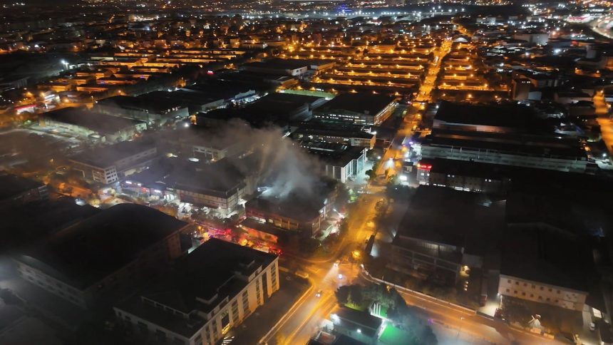 istanbulda elektronik fabrikasinda yangin K1QNE2nb