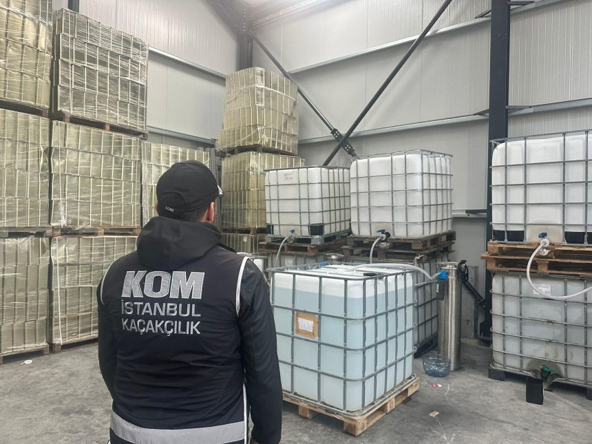 İstanbul'da kaçak alkol operasyonunda üç tutuklama 71 istanbulda kacak alkol operasyonunda uc tutuklama FSS1WwSZ