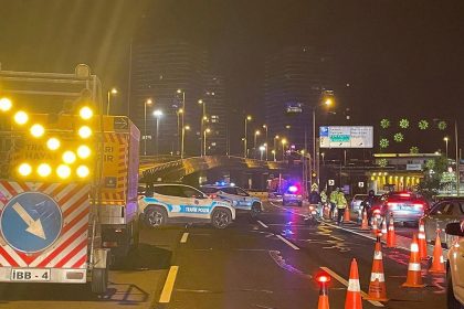 istanbulda maraton gunu birtakim yollar trafige kapali dd3YyGRw