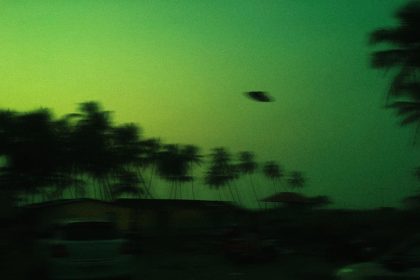 kanadali profesor uzaylilar aya hediye birakmis olabilir JFwafnht