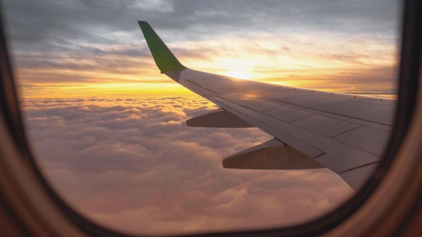 Karadağ'ın vize uygulaması uçuşları iptal ettirdi 71 karadagin vize uygulamasi ucuslari iptal ettirdi dBqAbpAd