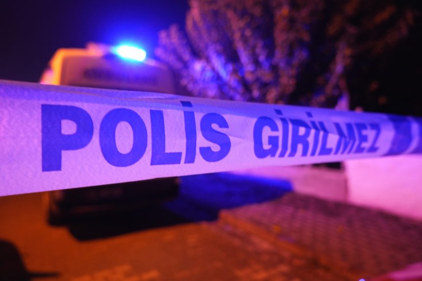 Kardeşler ortasındaki arbede kanlı bitti: Ağabeyini bıçaklayarak öldürdü 71 kardesler ortasindaki arbede kanli bitti agabeyini bicaklayarak oldurdu njrY8Qpz