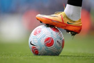 karlsruhe schalke 04 maci ne vakit saat kacta ve hangi kanalda bundesliga LeIxX3Bl