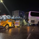 kiracin grubunu tasiyan otobus kazaya karisti 3 kisi yaralandi M27cTaXW