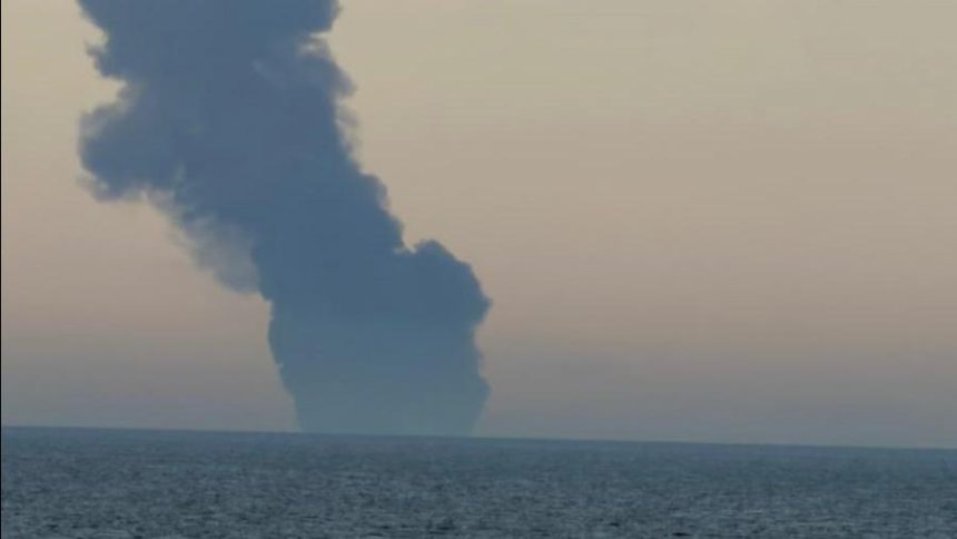 kocaeli aciklarinda rusyaya giden tankerde patlama ve yangin u7Ihf4Cz
