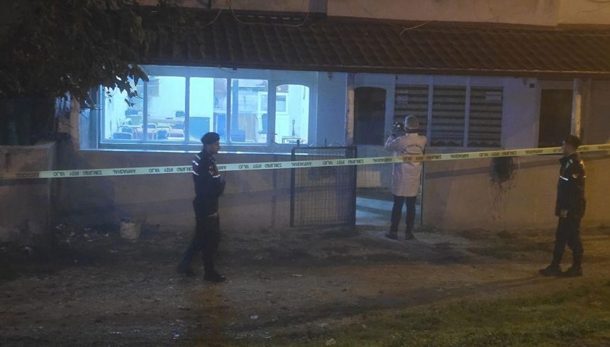 Köy kahvesine tüfekli baskın: 2 meyyit, 2 yaralı 71 koy kahvesine tufekli baskin 2 meyyit 2 yarali TWSQjlf2