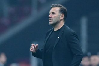 okan buruk bayiliyorlar diyerek hakemi elestirdi RjCe7G8u