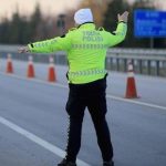 papa 14 leo geliyor bu yollar trafige kapali QqR7JWar
