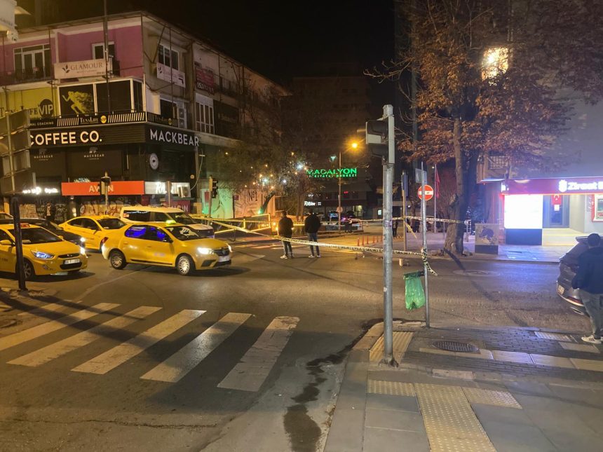 Sokakta rastgele ateş açtı: Bir kişi vuruldu 71 sokakta rastgele ates acti bir kisi vuruldu ARSwZJ6w