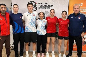 ulusal badmintoncular avrupada yari finalde xfEDeDcL