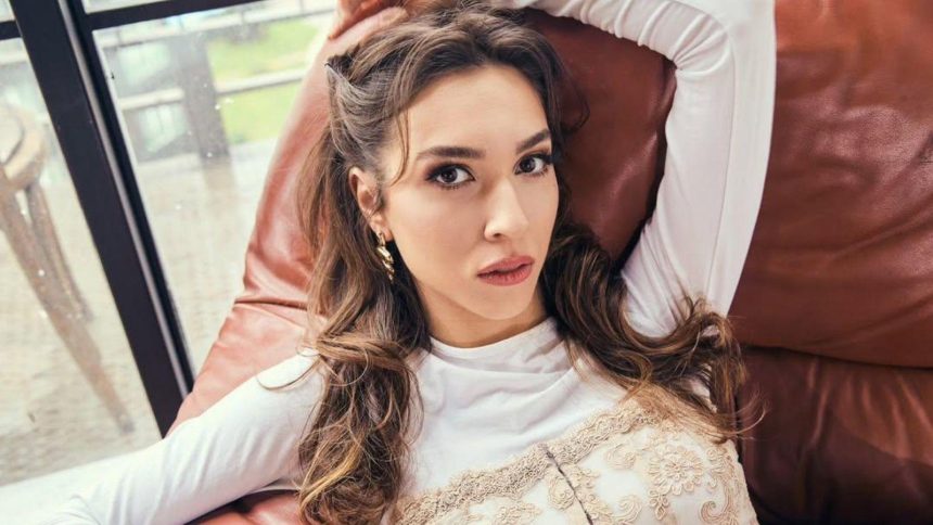 yarginin mervesi zeynep parla kizilcik serbeti kadrosunda j7GIu8n3