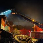 yildirim dusen koy meskeninin catisi yandi zaeZAqlB