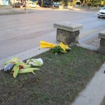 yolun karsisina gecmeye calisan yasli adama araba carpti 2kFtdeWp