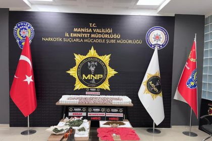 zehir tacirlerine operasyon 14 kisi tutuklandi r7RbhqjI