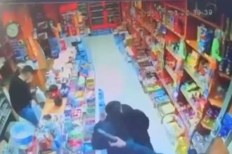 10 bin liralik komite icin konutunu sattigi kisinin oglunu vurdu fwd134yv